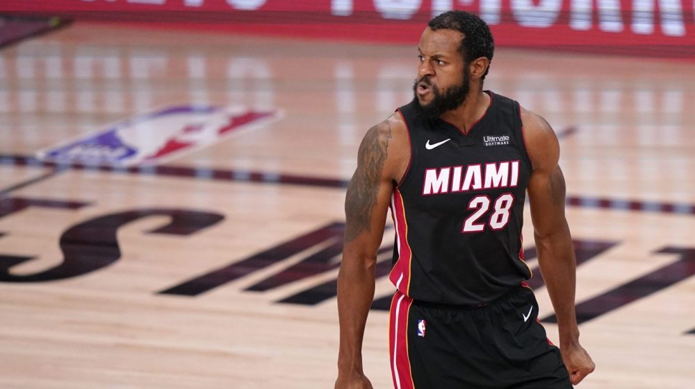 他的表现不 他的表现不