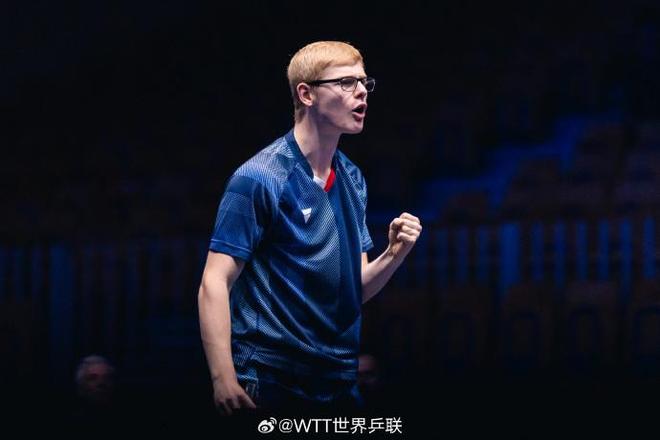 表明明星个 表明明星个