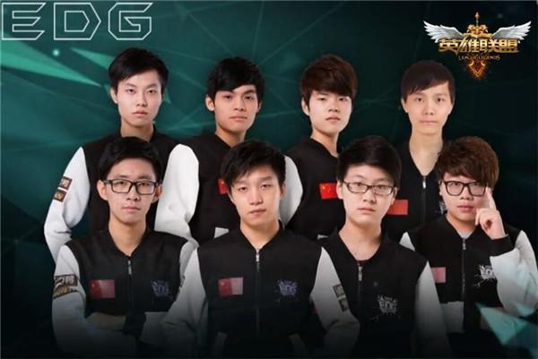 他在社交媒 他在社交媒