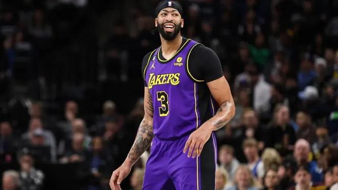 罗伊斯和哈 罗伊斯和哈