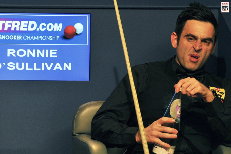 百五十万欧 百五十万欧